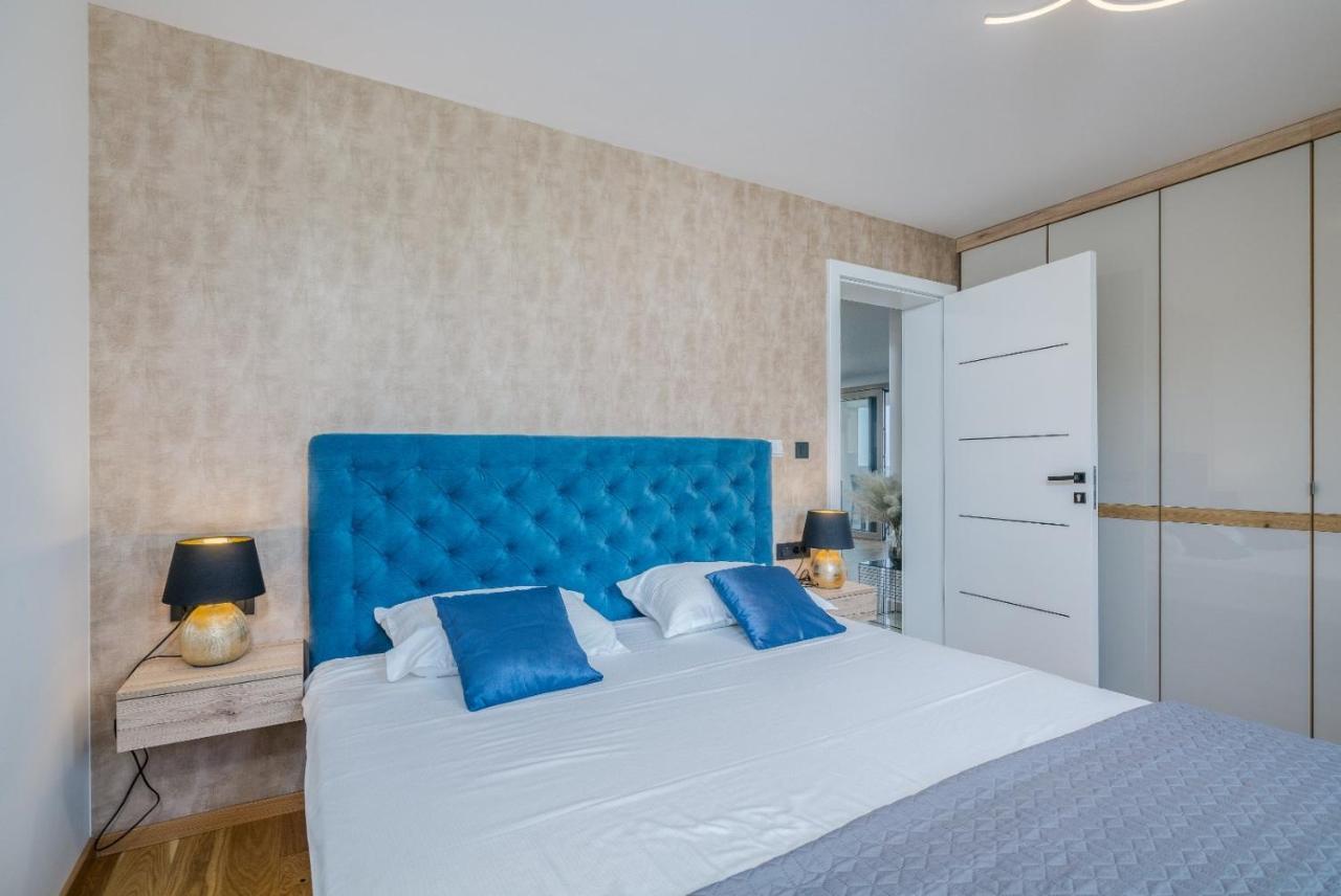 Villa Njivice Apartment Ema Eksteriør bilde