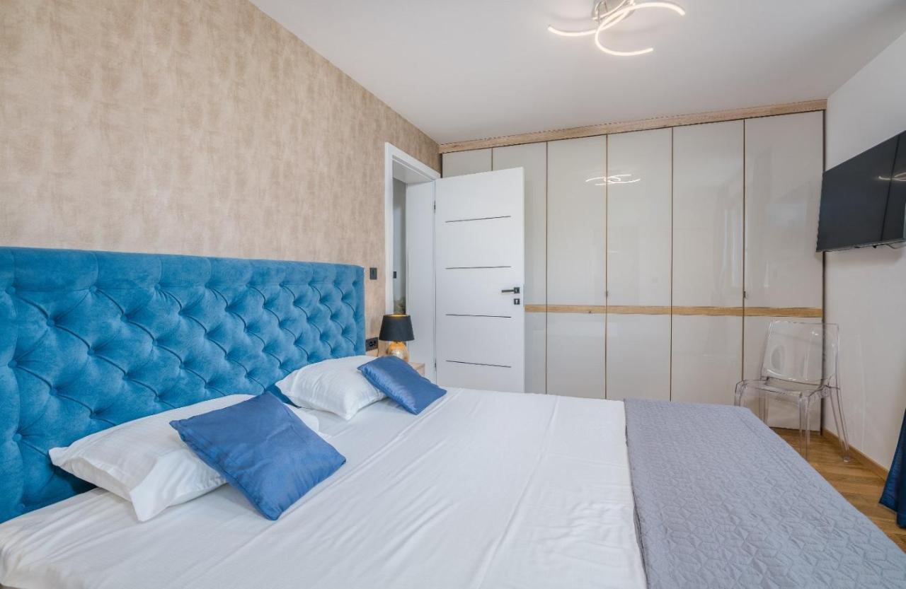 Villa Njivice Apartment Ema Eksteriør bilde