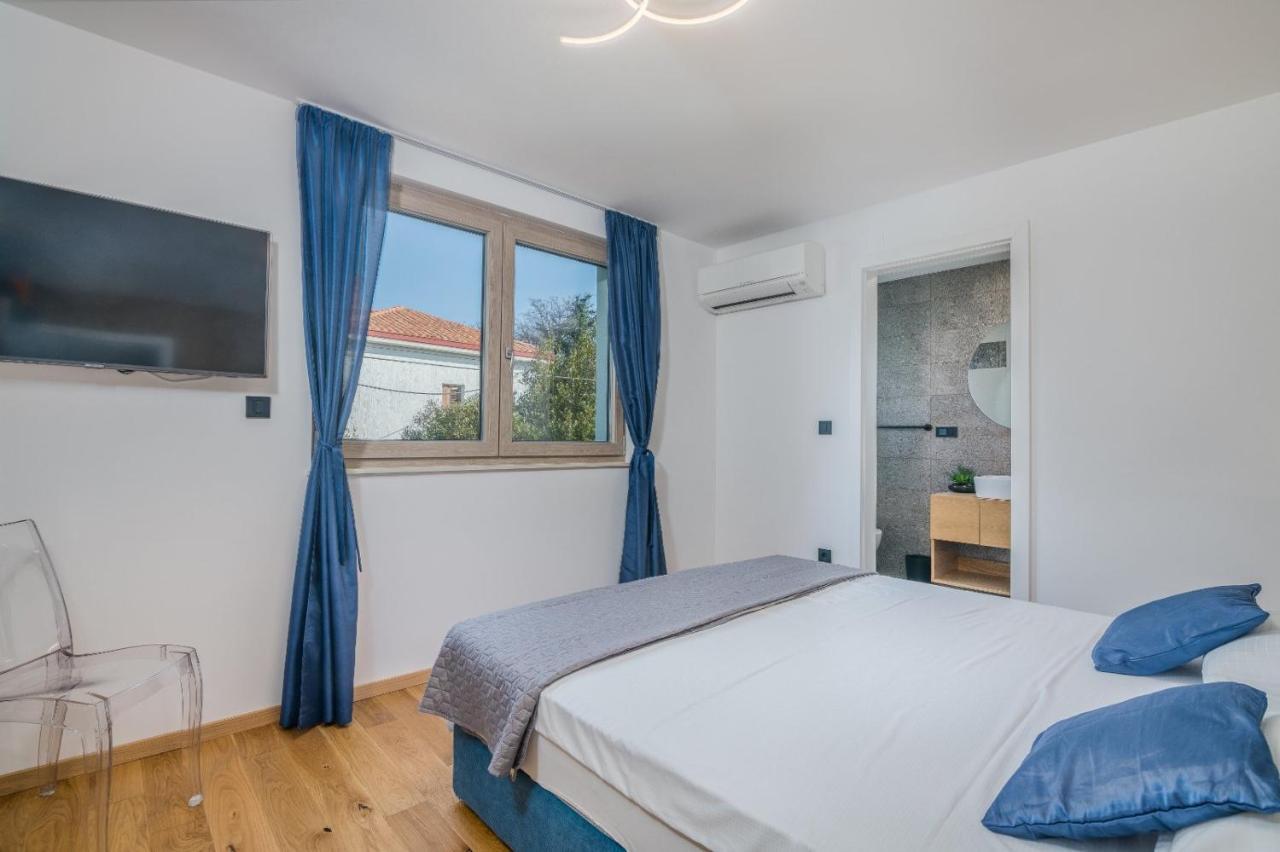 Villa Njivice Apartment Ema Eksteriør bilde